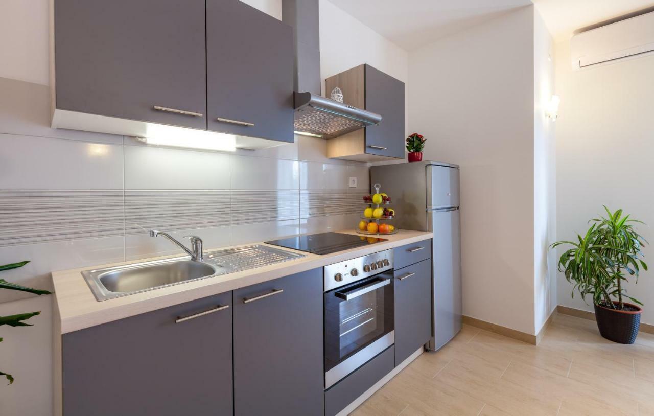 Appartement Sunny Garden A2 *